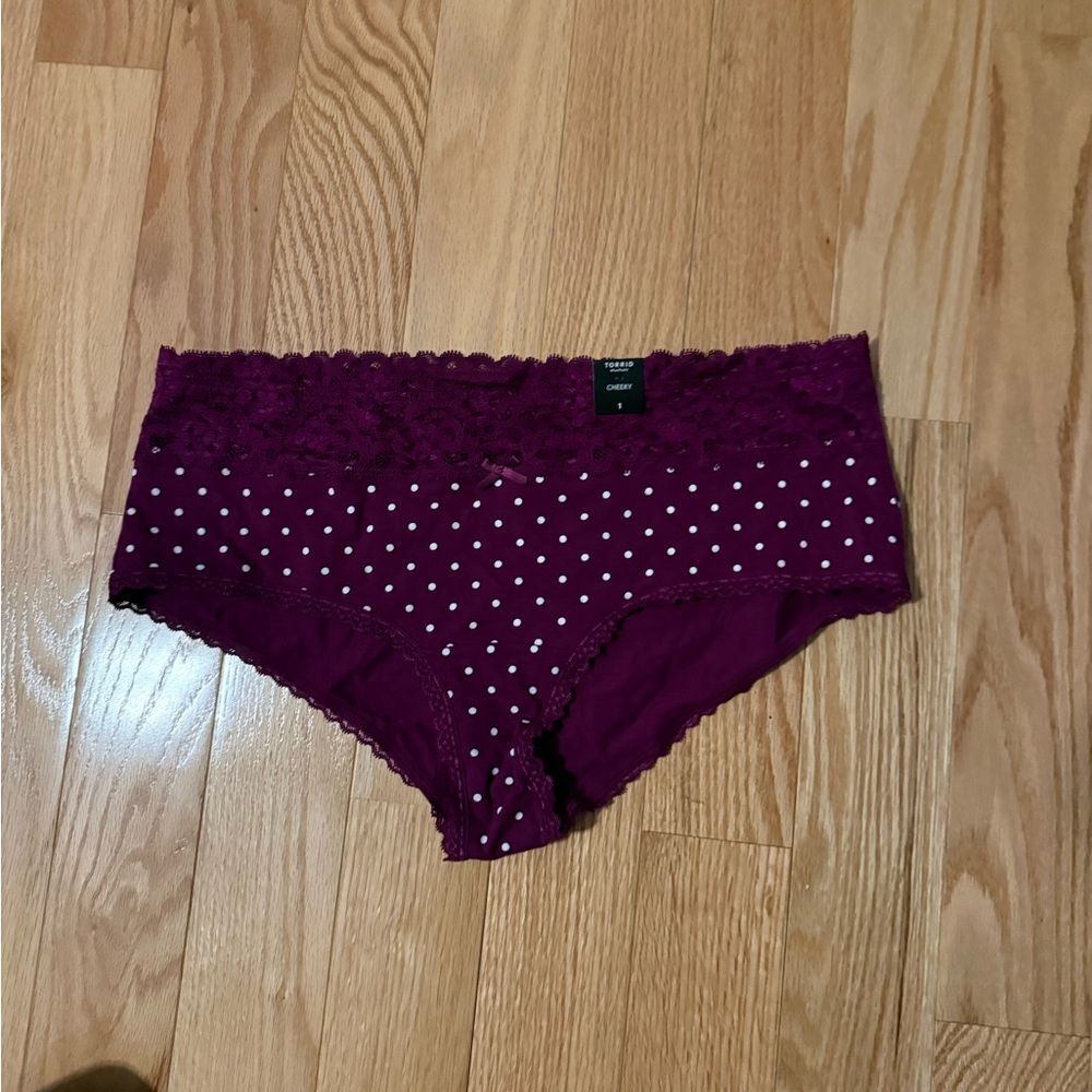 NWT Torrid Burgundy Polka Dot Cheeky Panties size 1/14-16